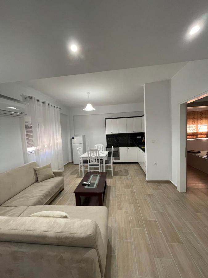 Garden Villa Apartments ساراندا المظهر الخارجي الصورة