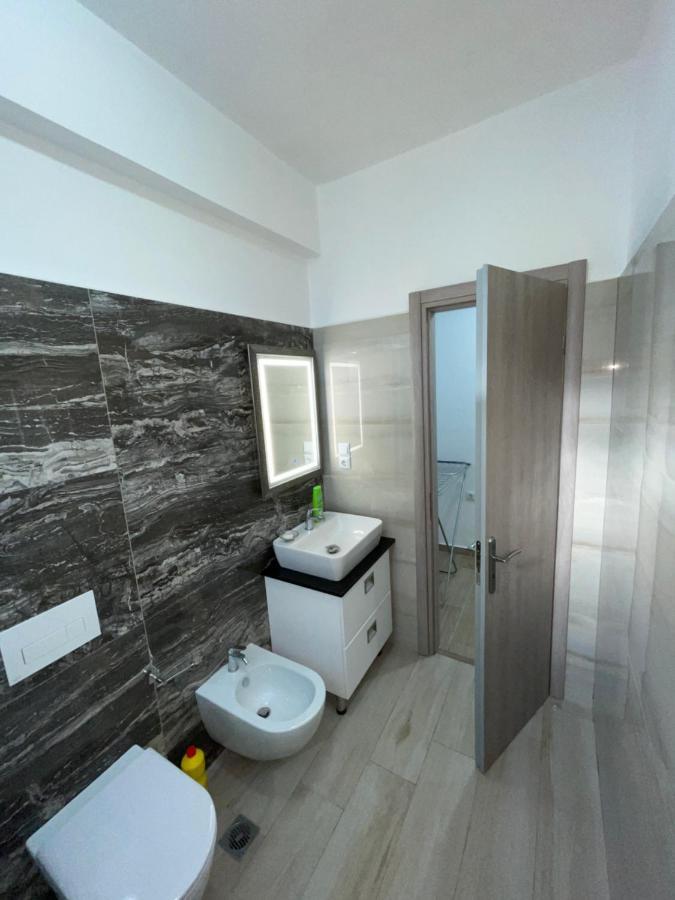 Garden Villa Apartments ساراندا المظهر الخارجي الصورة