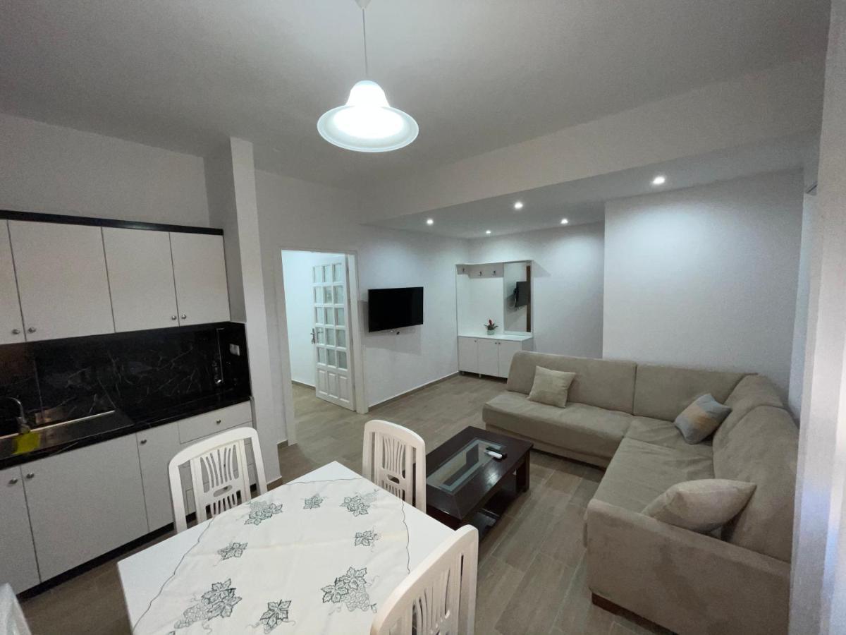 Garden Villa Apartments ساراندا المظهر الخارجي الصورة