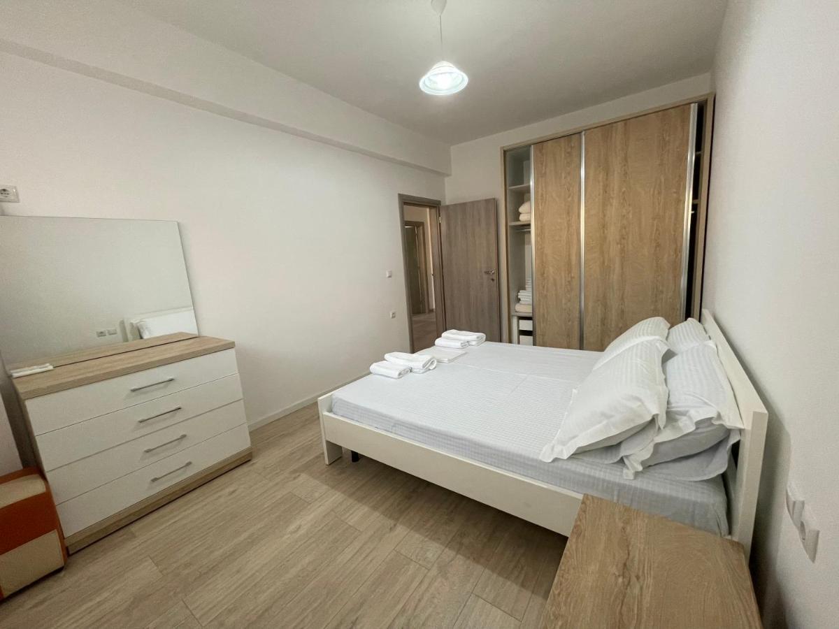 Garden Villa Apartments ساراندا المظهر الخارجي الصورة