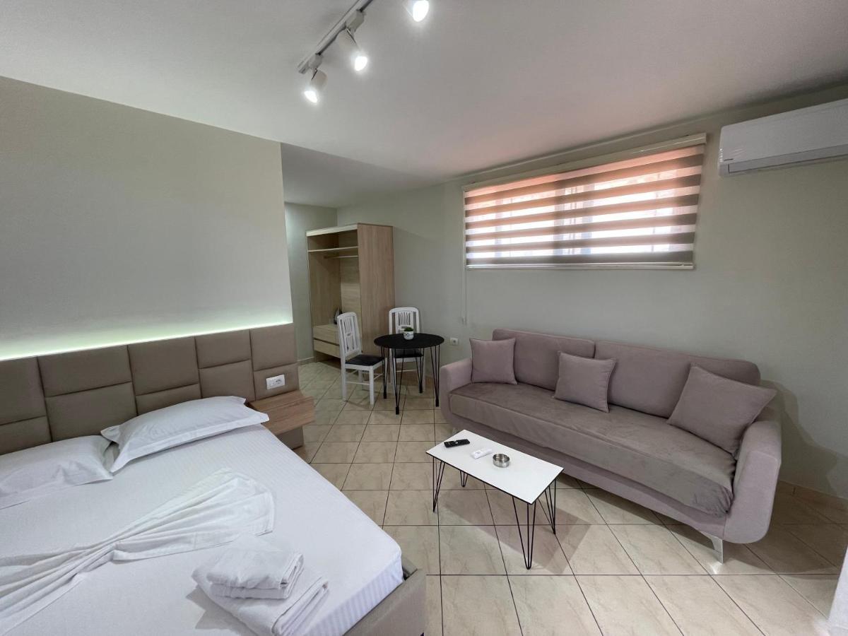 Garden Villa Apartments ساراندا المظهر الخارجي الصورة