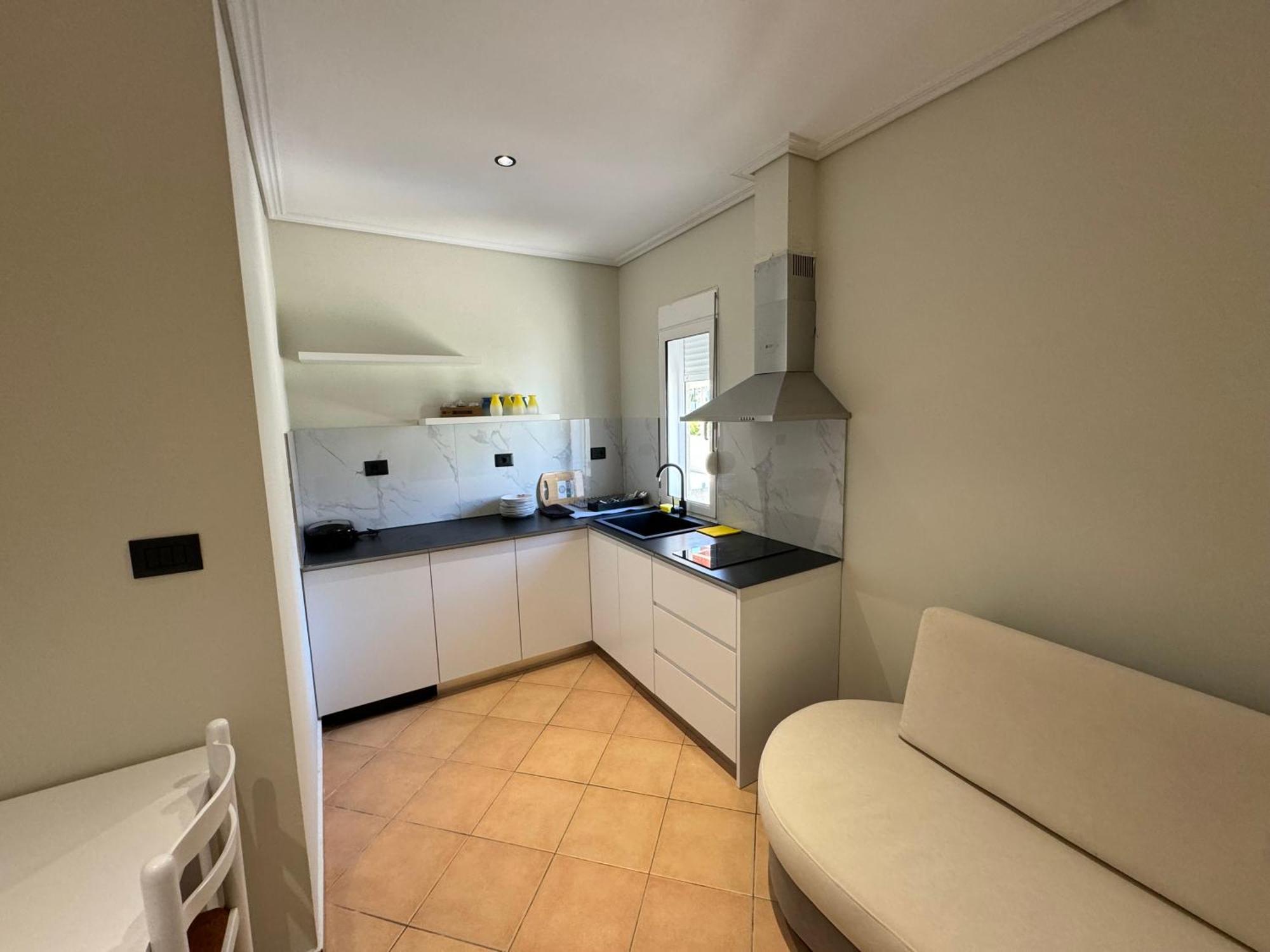 Garden Villa Apartments ساراندا المظهر الخارجي الصورة