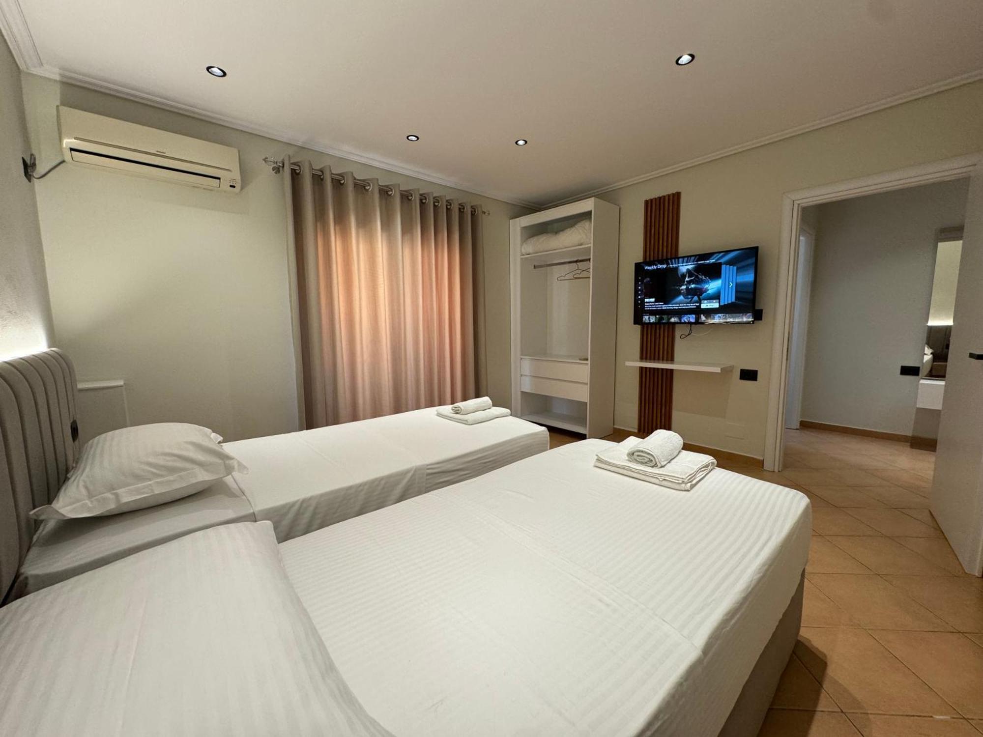 Garden Villa Apartments ساراندا المظهر الخارجي الصورة