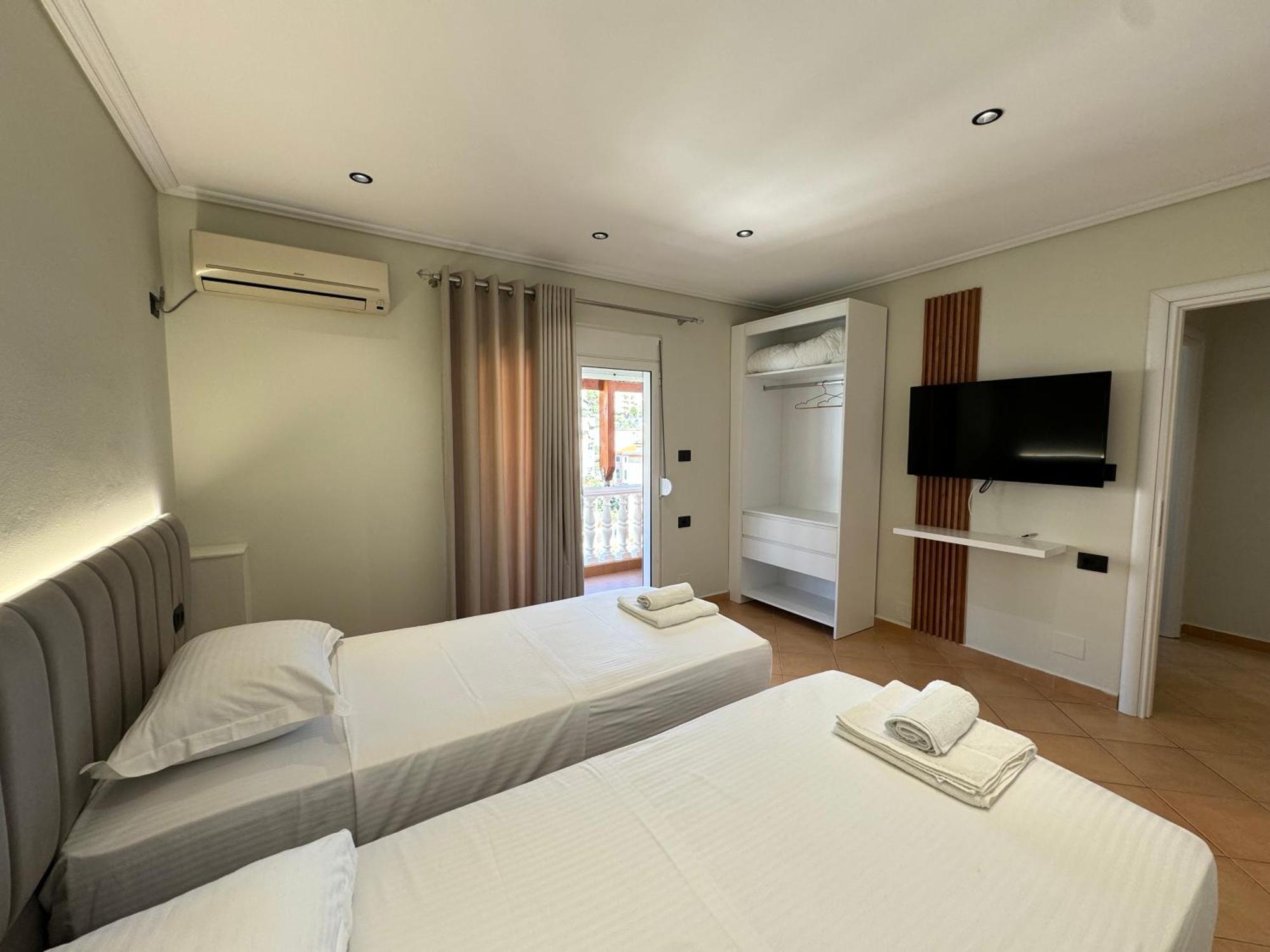 Garden Villa Apartments ساراندا المظهر الخارجي الصورة
