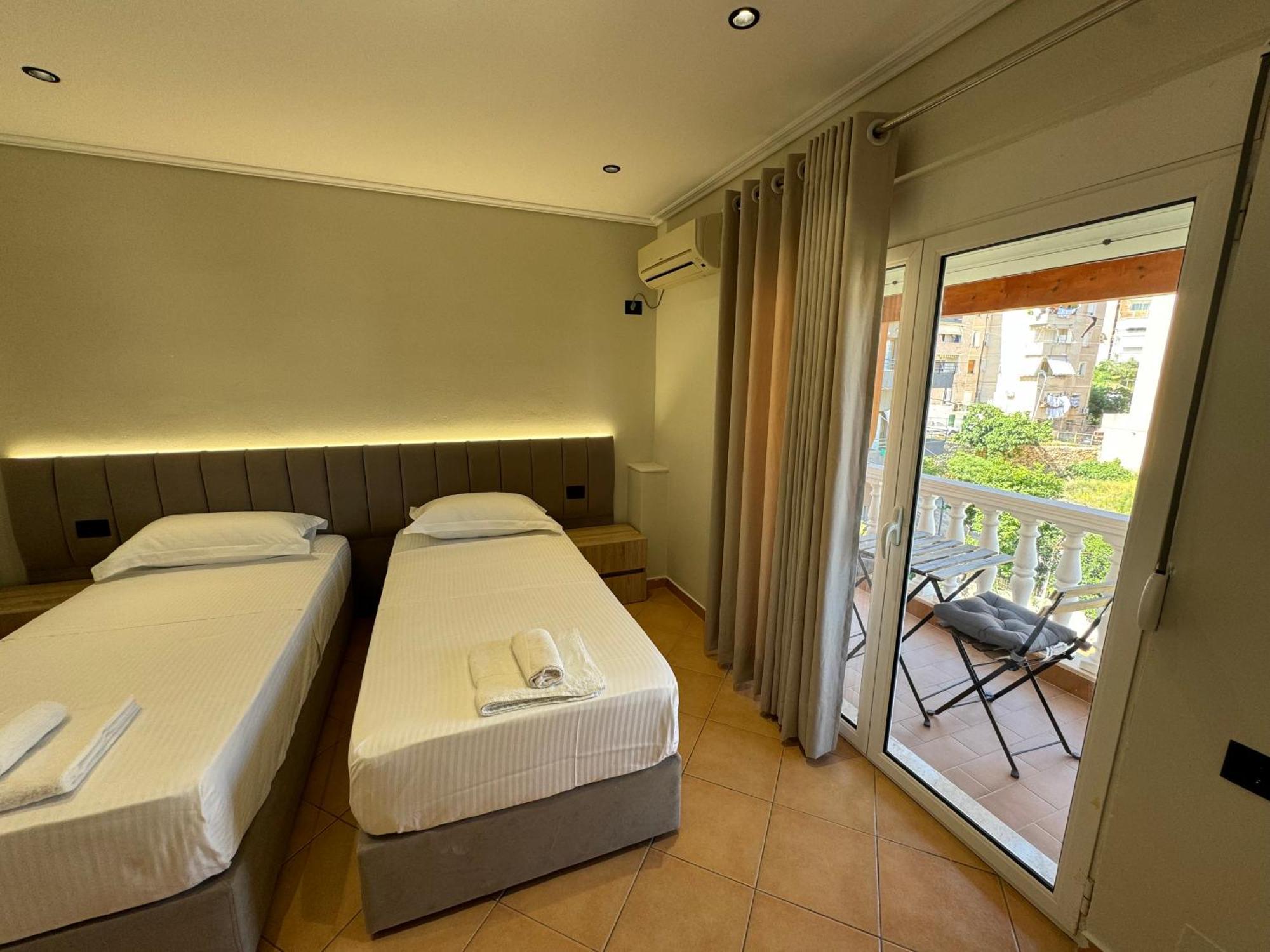 Garden Villa Apartments ساراندا المظهر الخارجي الصورة