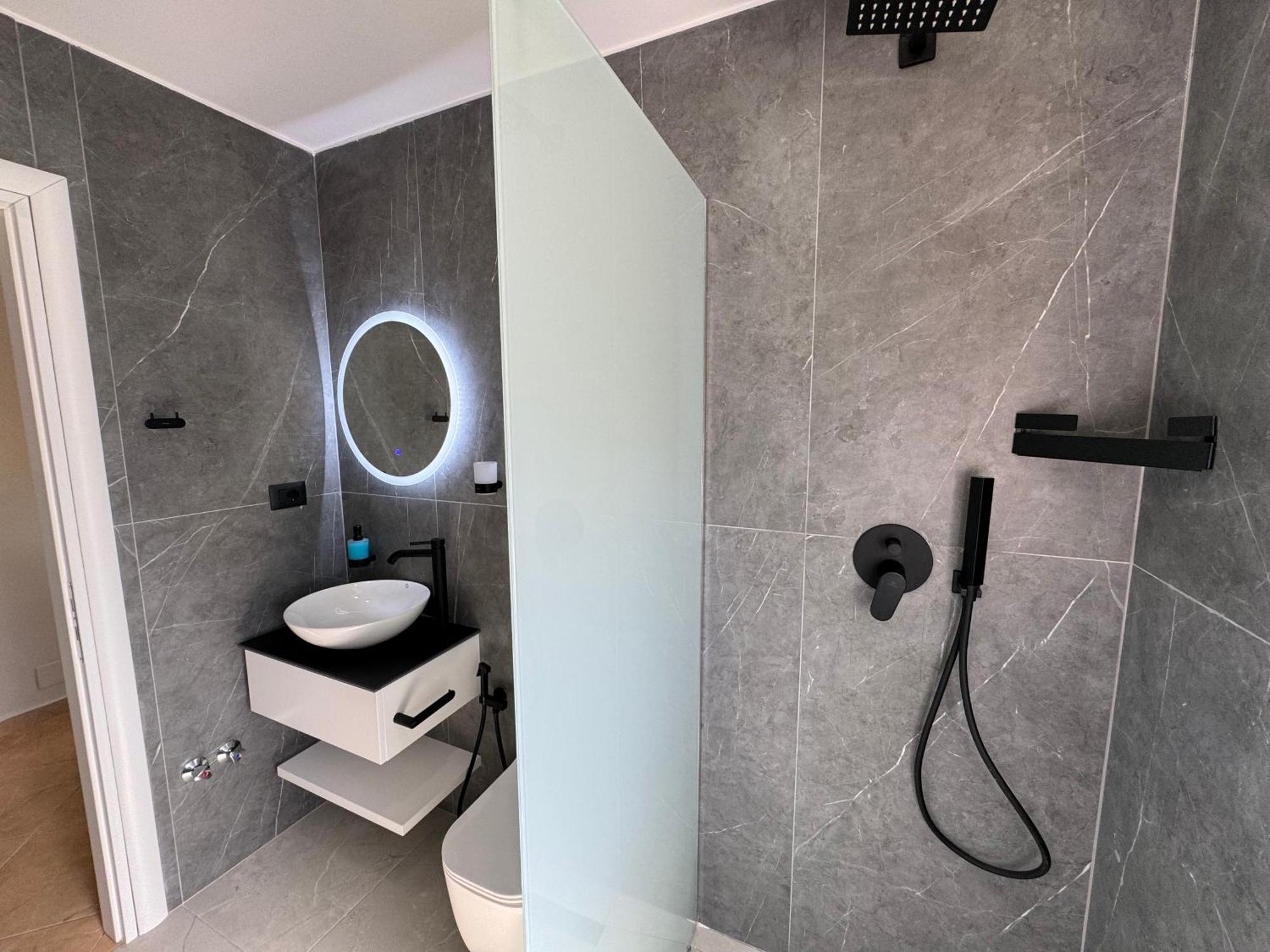 Garden Villa Apartments ساراندا المظهر الخارجي الصورة